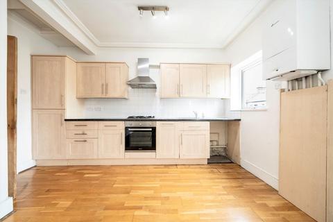 2 bedroom flat for sale, Greenford Avenue, LONDON W7