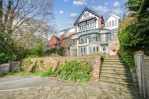 4 bedroom character property for sale, Swissland Hill, Dormans Park, East Grinstead, RH19