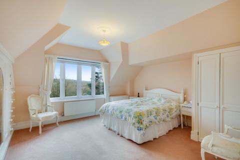 4 bedroom character property for sale, Swissland Hill, Dormans Park, East Grinstead, RH19