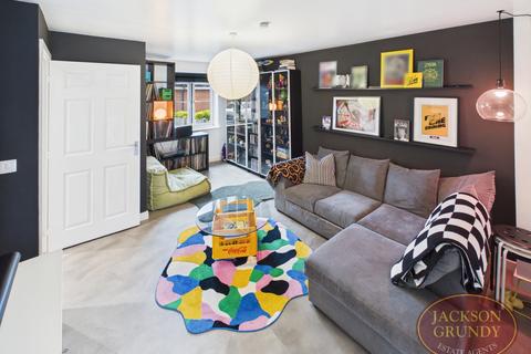 5 bedroom terraced house for sale, Milburn Drive, St Crispin, NN5 4UH