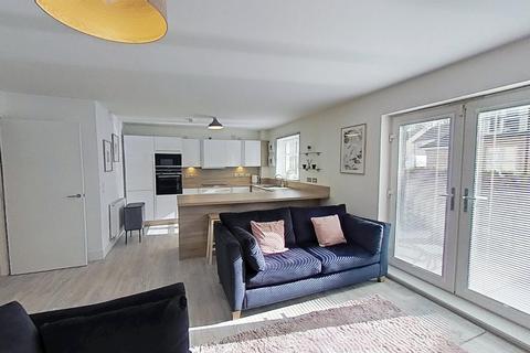 2 bedroom flat to rent, Ramslack Street, Balerno, Midlothian, EH14