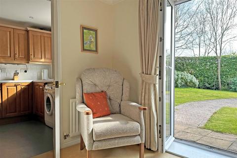 2 bedroom retirement property for sale, Ladbroke Road, Redhill