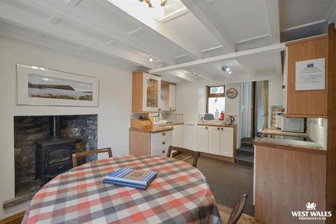 3 bedroom cottage for sale, Mill Lane, Newport