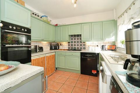 3 bedroom terraced house for sale, Hillcroft Road, Altrincham, WA14
