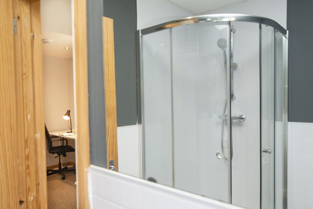 Double Bedroom with En-suite