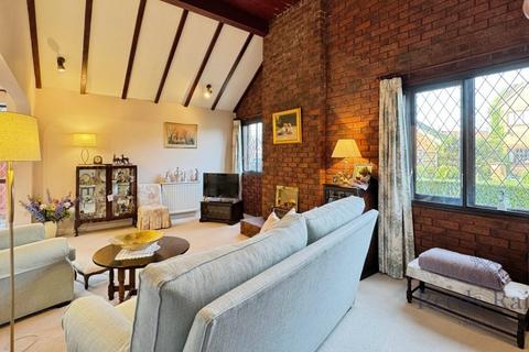 2 bedroom bungalow for sale, The Oaks, Preston PR5
