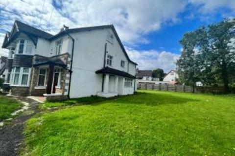 5 bedroom semi-detached house to rent, Otley Road, Headingley, Leeds
