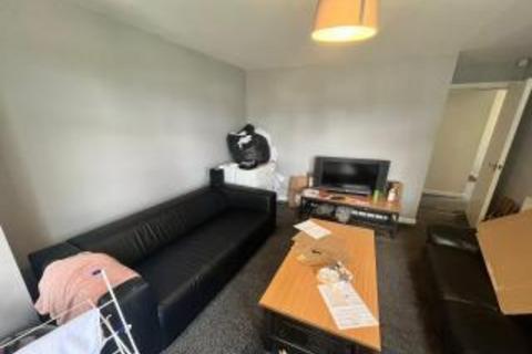 5 bedroom semi-detached house to rent, Otley Road, Headingley, Leeds