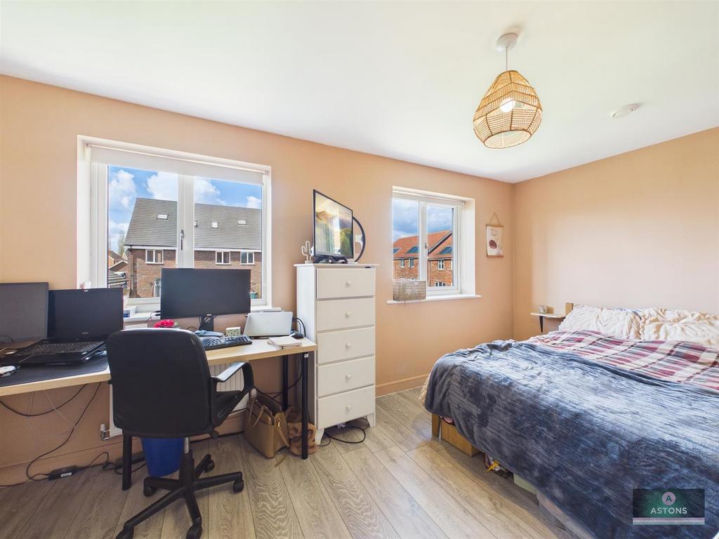 CAM02067 G0-PR0224-STILL014.jpg