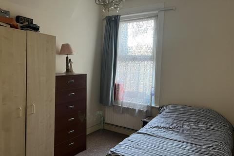 undefined, South Woodford, London E18