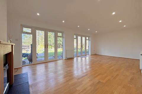 3 bedroom bungalow for sale, Dents Close, Letchworth Garden City, SG6