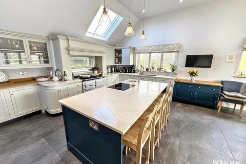 5 bedroom detached house for sale, Wood Lane, Taunton TA4