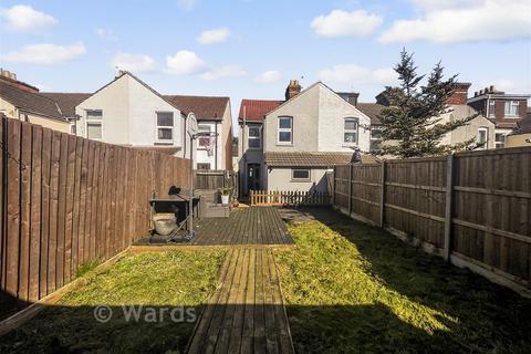 3 bedroom end of terrace house for sale, Bramley Road, Snodland, Kent