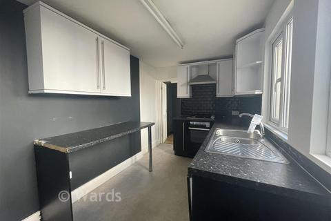 3 bedroom end of terrace house for sale, Bramley Road, Snodland, Kent