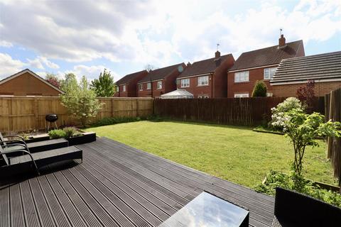 3 bedroom detached house for sale, Hawthorn Way, Gilberdyke, Brough