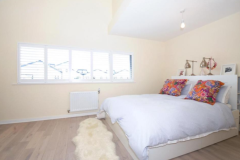 undefined, Jolly Mews, London, SW16