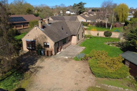 3 bedroom detached bungalow for sale, Holywell Way, Peterborough