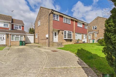 undefined, Rosedale Close, Crawley RH11