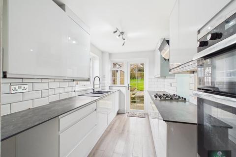 undefined, Rosedale Close, Crawley RH11