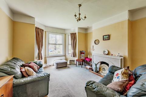 3 bedroom detached house for sale, Nutfield Road, Merstham, Redhill
