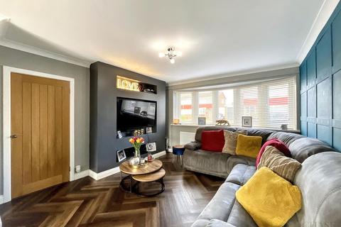 4 bedroom detached house for sale, Braemar Court, Bill Quay, NE10