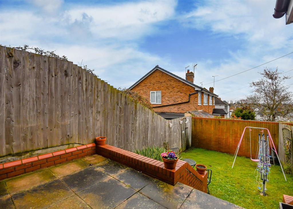 7 A Ounsdale Road-12.jpg