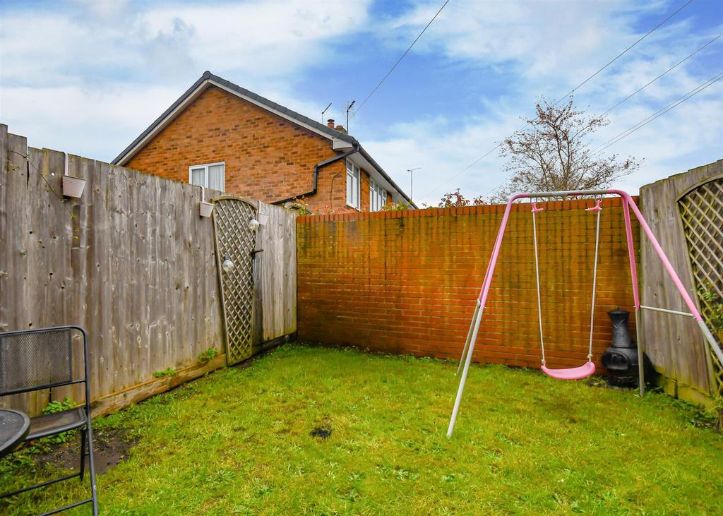 7 A Ounsdale Road-11.jpg