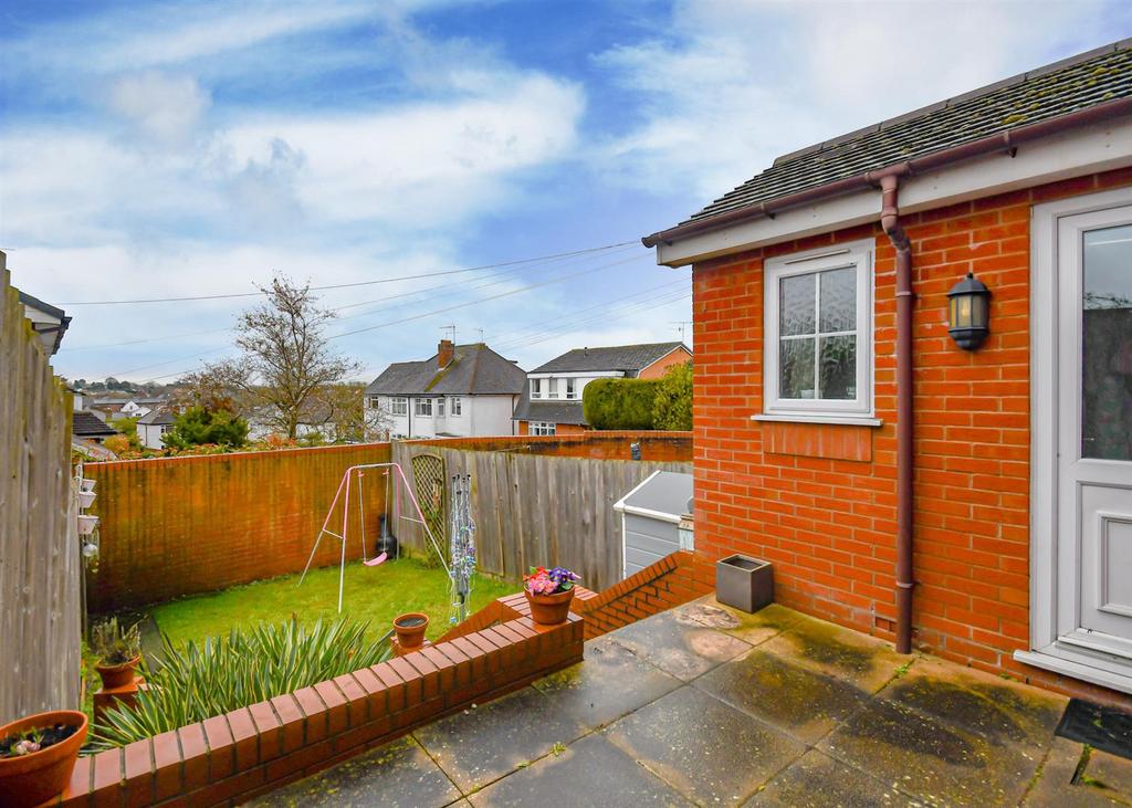7 A Ounsdale Road-13.jpg