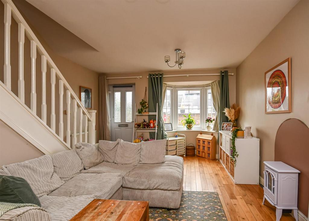 7 A Ounsdale Road-5.jpg