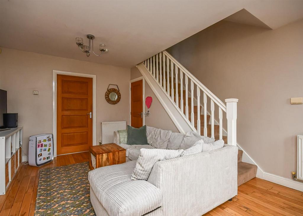 7 A Ounsdale Road-6.jpg