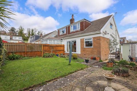 3 bedroom semi-detached bungalow for sale, 4 Seys Close, Cowbridge, Vale of Glamorgan, CF71 7BW