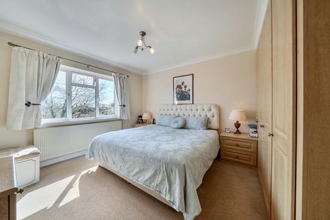 4 bedroom detached house for sale, Beech Avenue, Ruislip, Middlesex