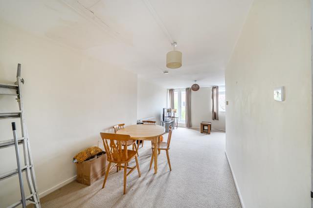 House in Oxford, Cutteslowe - View 2