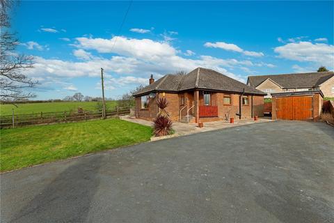 3 bedroom bungalow for sale, Stoney Lane, East Ardsley, Wakefield, West Yorkshire, WF3