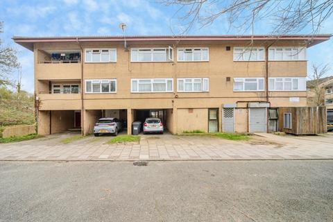1 bedroom flat for sale, Ramsons Avenue, Milton Keynes MK14