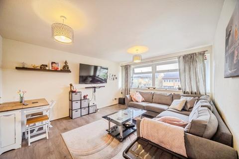 1 bedroom flat for sale, Ramsons Avenue, Milton Keynes MK14