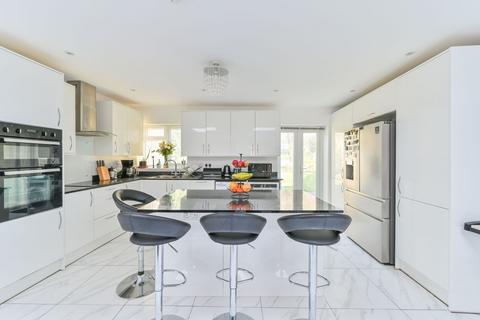 3 bedroom terraced house for sale, Conisborough Crescent, Catford, London, SE6