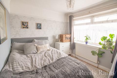 undefined, Girton Road, Cheshire CH65