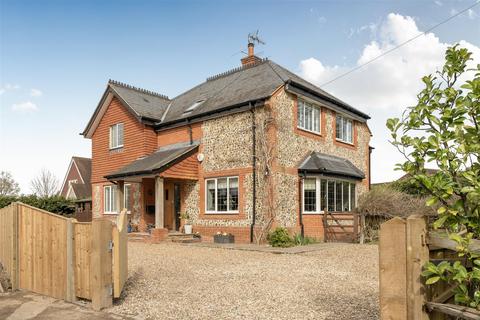 4 bedroom detached house for sale, Lynx Hill, East Horsley
