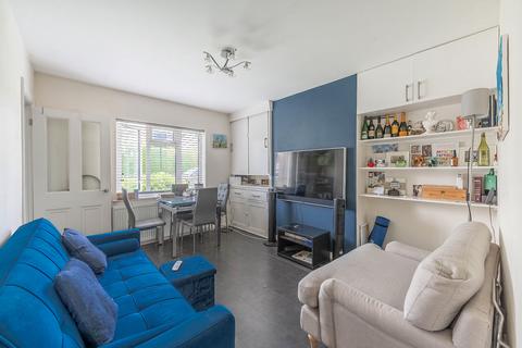 1 bedroom flat for sale, Clifton Road, Kingsbury, Harrow, HA3