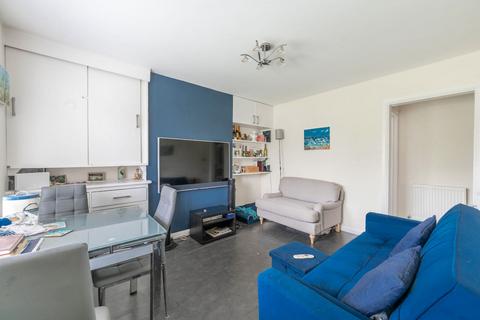 1 bedroom flat for sale, Clifton Road, Kingsbury, Harrow, HA3