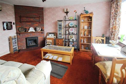 2 bedroom semi-detached house for sale, Langley Avenue, Hertfordshire HP3