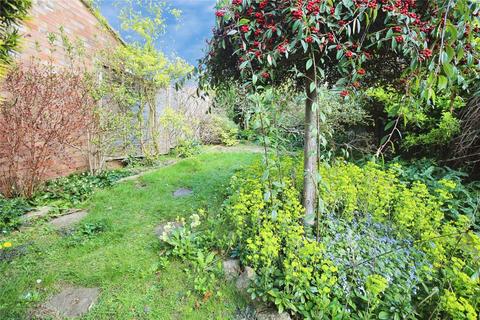 2 bedroom semi-detached house for sale, Langley Avenue, Hertfordshire HP3