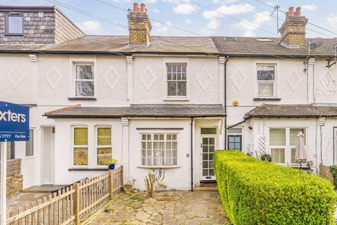 Westbank Road, Hampton TW12