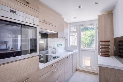 2 bedroom cottage to rent, Church Street, Bishops Stortford, CM23