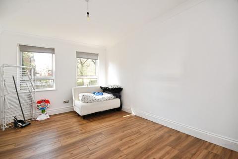 undefined, Roth Drive, Hutton, Brentwood