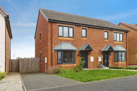 3 bedroom semi-detached house for sale, Cheaney Street, Rothwell, Kettering