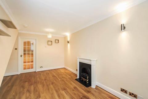 2 bedroom mews for sale, Tring