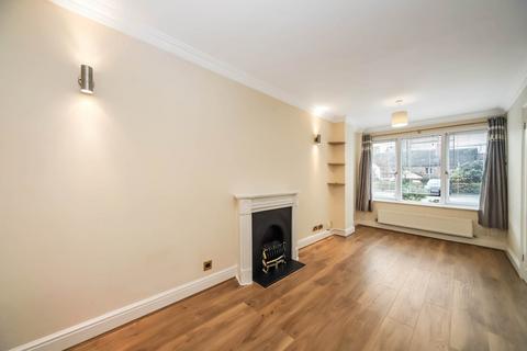 2 bedroom mews for sale, Tring