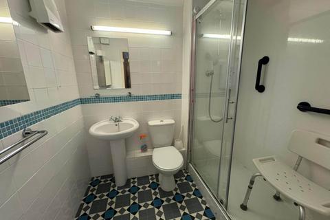 1 bedroom flat for sale, Sawyers Hall Lane, Brentwood CM15